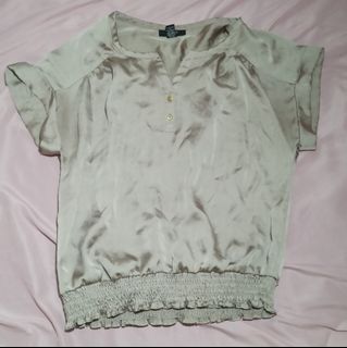 (Category: ) located in . Submitted by ellestyle (Listing ID 1324847697, Image 1). Description: .