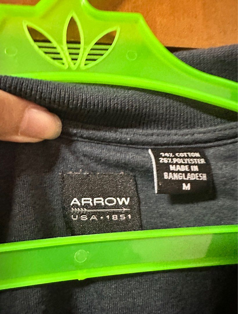 Arrow Longsleeved Polo Shirt (Category: Tshirts & Polo Shirts ) located in Makati City. Submitted by kukmin (Listing ID 1324785572, Image 2). Description: MOP: GCash LOC: Taguig.