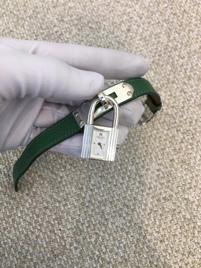 Authentic HERMES Kelly Watch (Category: Luxury Watches) located in Santa Rosa. Submitted by brandieshoppe (Listing ID 1324814077, Image 2). Description: ✅ Authentic / Original Preloved ✅ From Japan Auction ✅ Moneyback Guaranteed If Proven Fake ✅ In Excellent Condition ✅ Message Us For More Details *Open Also for Layaway Terms.