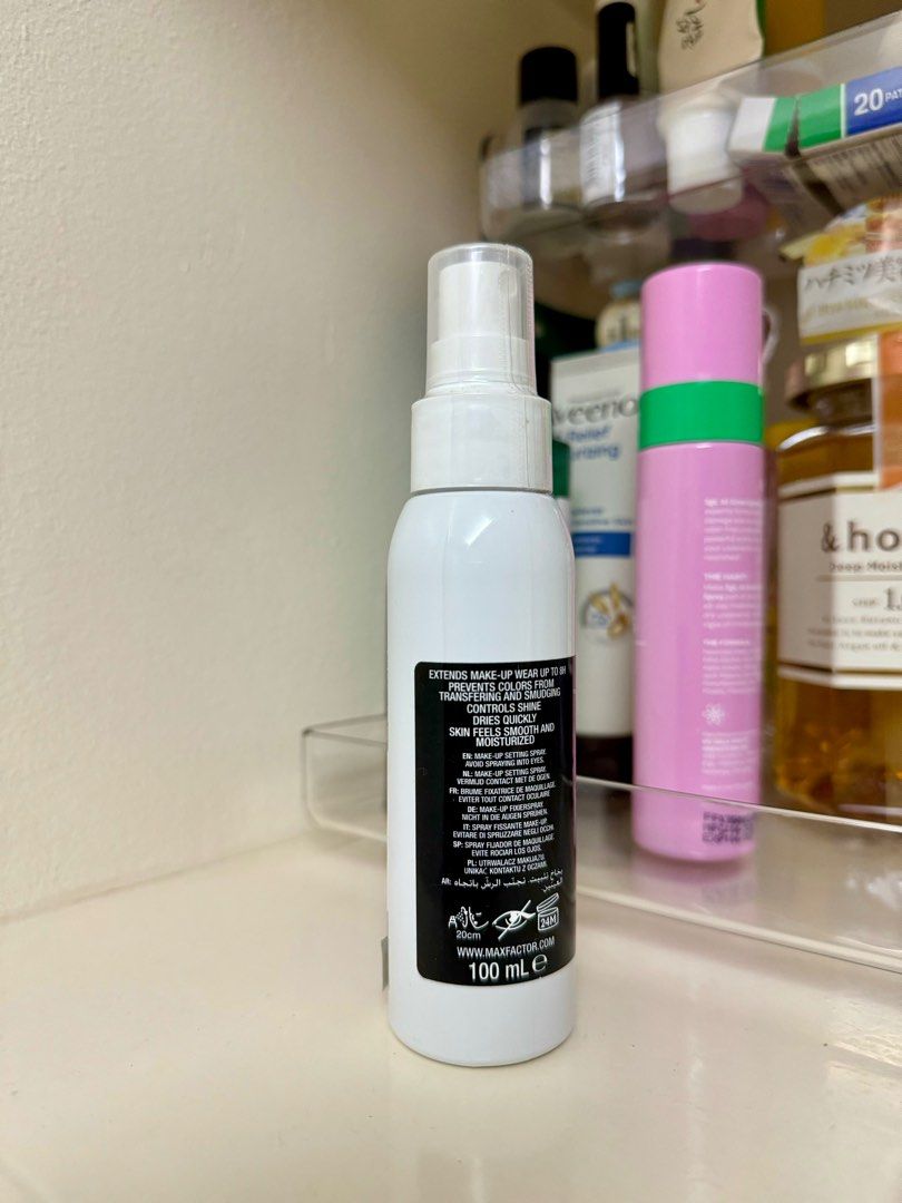 Authentic Max Factor Lasting Setting Spray 100mL (Category: Makeup) located in Santa Rosa. Submitted by authenticluxurygoodsss (Listing ID 1324869354, Image 3). Description: PLEASE READ BEFORE SENDING A DM • Guaranteed authentic • Brand new & sealed • Size: 100mL • Recently bought Rfs: extra Slightly negotiable if can pay & pick up the same day you inquire Pick up location: Makati city.