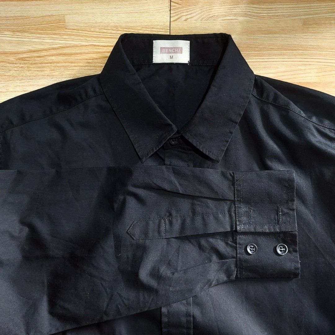 Bench long sleeve shirt (Category: Tshirts & Polo Shirts ) located in Marikina City. Submitted by cj_declutter (Listing ID 1324799972, Image 2). Description: color may different vs actual due to lighting.