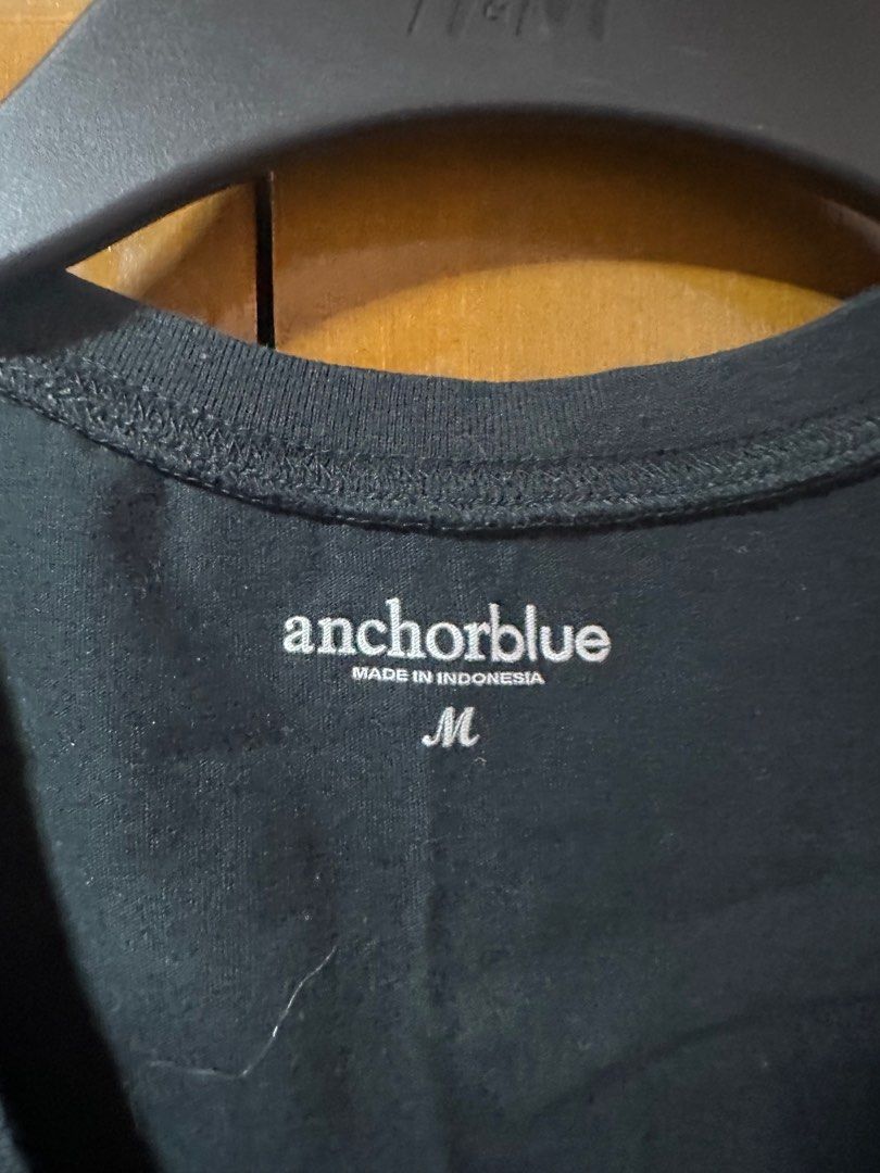 Black Anchorblue V-Neck Shirt (Category: Shirts) located in Makati City. Submitted by kukmin (Listing ID 1324781957, Image 2). Description: MOP: GCash LOC: Taguig.