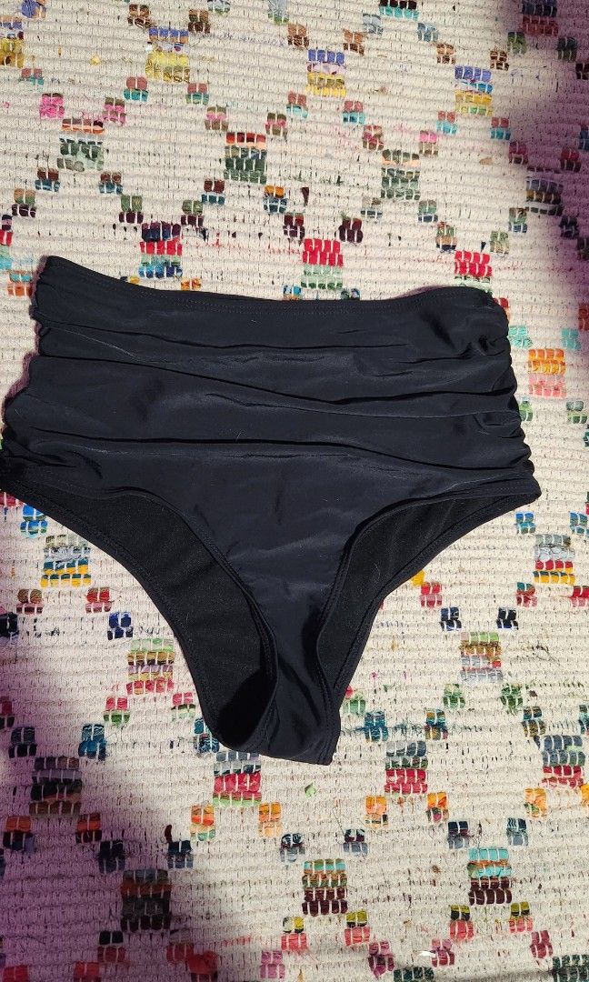 Black high waist ruched bikini bottoms (Category: Bikinis & Swimsuits) located in Makati City. Submitted by beabbbea (Listing ID 1324801432, Image 1). Description: small on tag but best fits medium shipping via lalamove/grab or lbc.