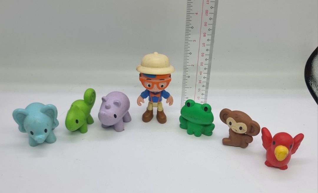 Blippi collectables take all (Category: Designer & Blind Box Toys) located in Marikina City. Submitted by andreah2931 (Listing ID 1324870653, Image 3). Description: pwede pang decorate sa cakes collectable display from US delivery 🛵lalamove Pick up @ 📍loc: sto.niño marikina city 💸💳mode of payment cod ,thru gcash ,& bpi.