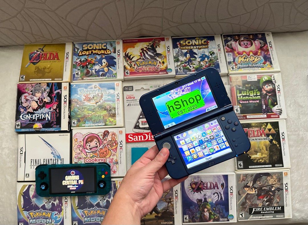 BUNDLE: New Nintendo 3DS XL Galaxy Edition (Category: Nintendo) located in Mandaluyong City. Submitted by gamingcentralph (Listing ID 1324774911, Image 2). Description: New Nintendo 3DS XL Galaxy Edition Inclusions: -New Nintendo 3DS XL Galaxy Edition -Silicon case -Screen protector -Charger -128gb Sandisk A2 micro SD card full of games -Stylus PRICE: 14,000 Condition: We all know that New 3DS XL are very hard to come by these days. Lalo na yung 