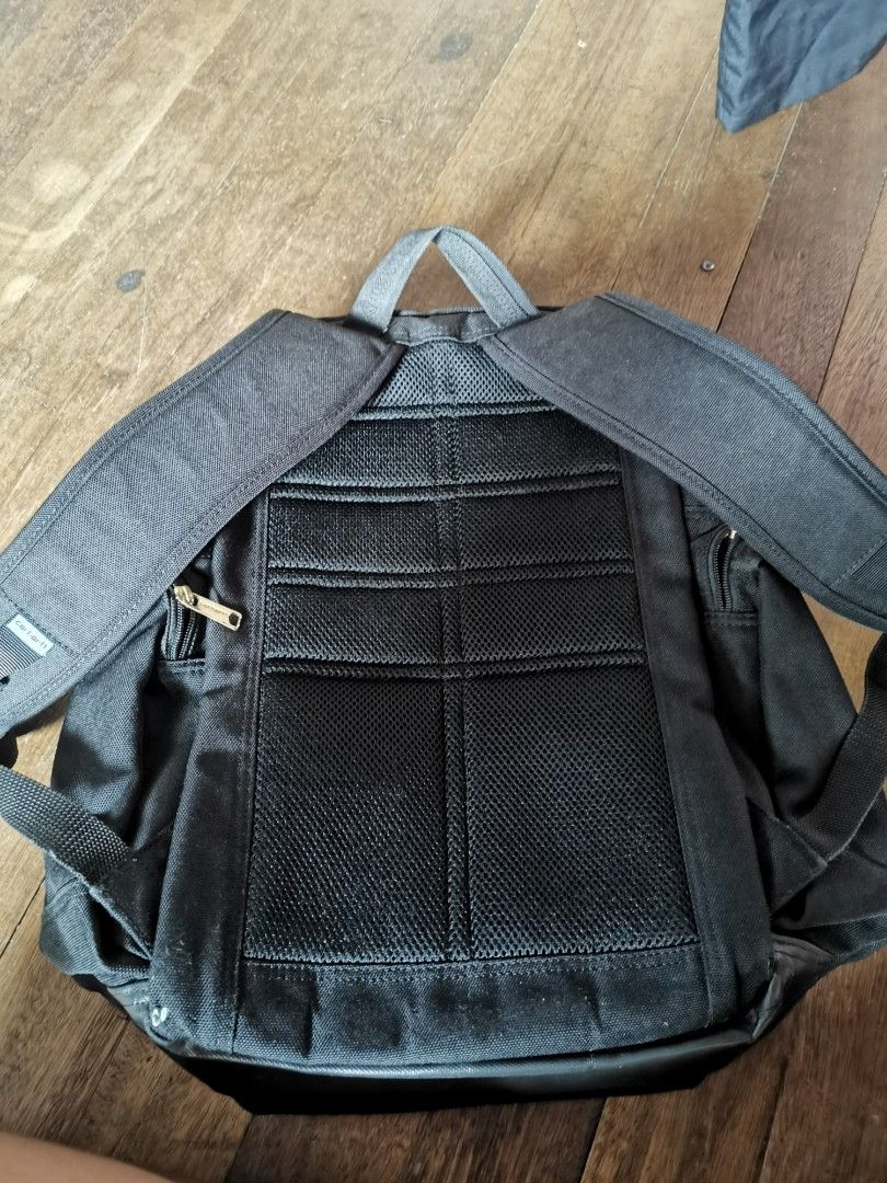 Carhartt Legacy Deluxe Men s Fashion Bags Backpacks on Carousell