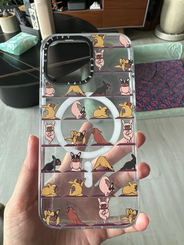 Casetify iPhone 14 Pro Max Frenchie Yoga, Mobile Phones