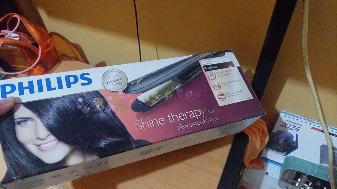 Catokan Philips Kerashine HP8348 Hair Straightener
