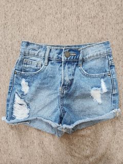 (Category: ) located in . Submitted by shopjilly (Listing ID 1324797153, Image 1). Description: .