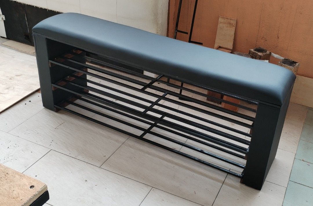 Custom sofas (Category: Sofas) located in Kuala Lumpur. Submitted by bigbossku (Listing ID 1324891222, Image 3). Description: Good quality product Fabric / ori leather or faux leather Custom as per order asap OI3_645_4449.