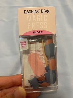（分類：）位於 。 由 s20041212 提交（商品編號 1324911828，圖片 1）。簡介： 。