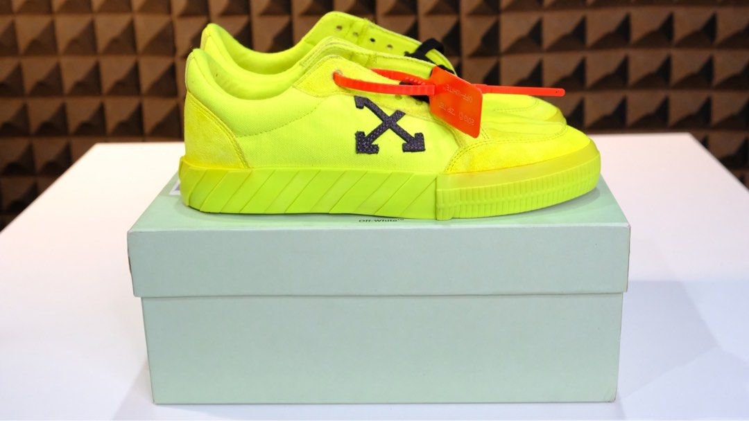 Dijual Nike SB Dunk X Off White pine Green Original size 40