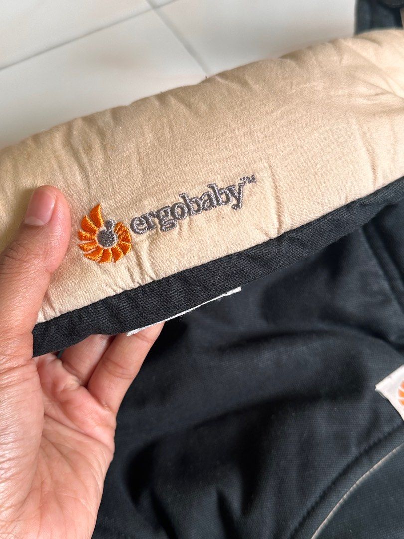 Fake ergobaby 360 best sale