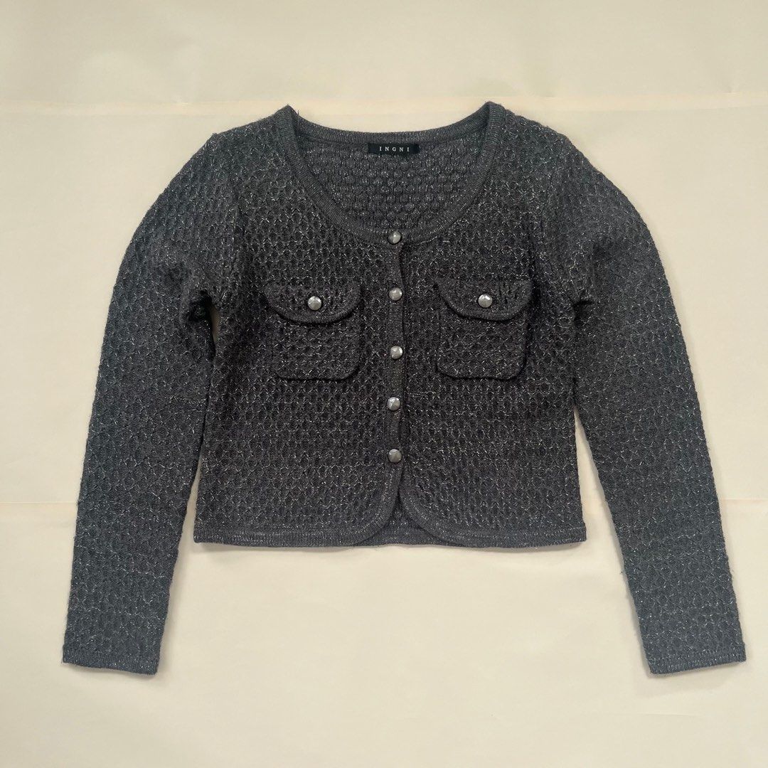 gray knit cardigan (Category: Longsleeves) located in Noveleta. Submitted by pressedclover (Listing ID 1324860601, Image 2). Description: SIZE: S-M .