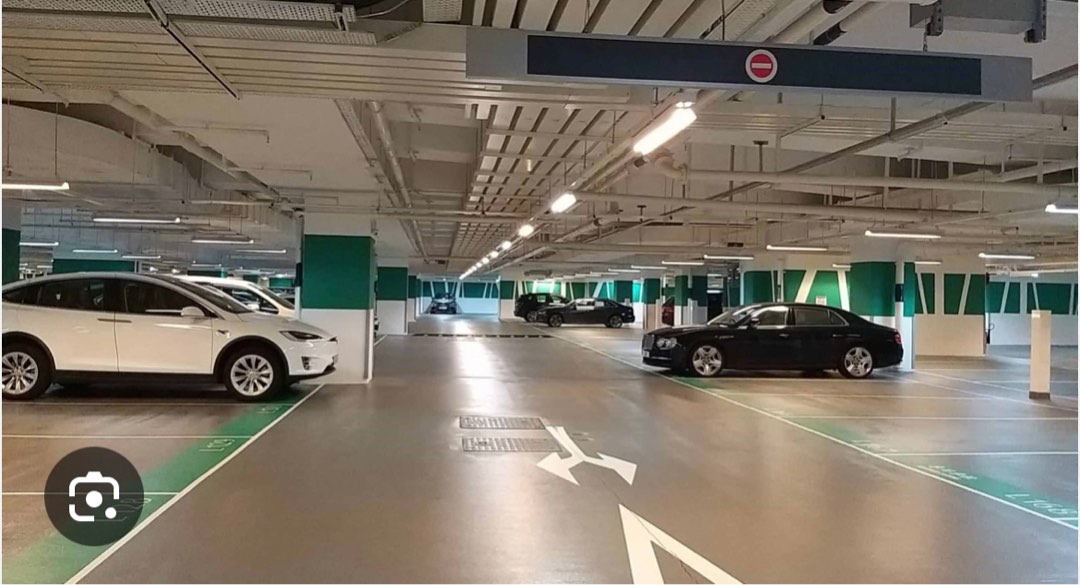 Hung hom whampoa china life center parking lot62865879637121112
