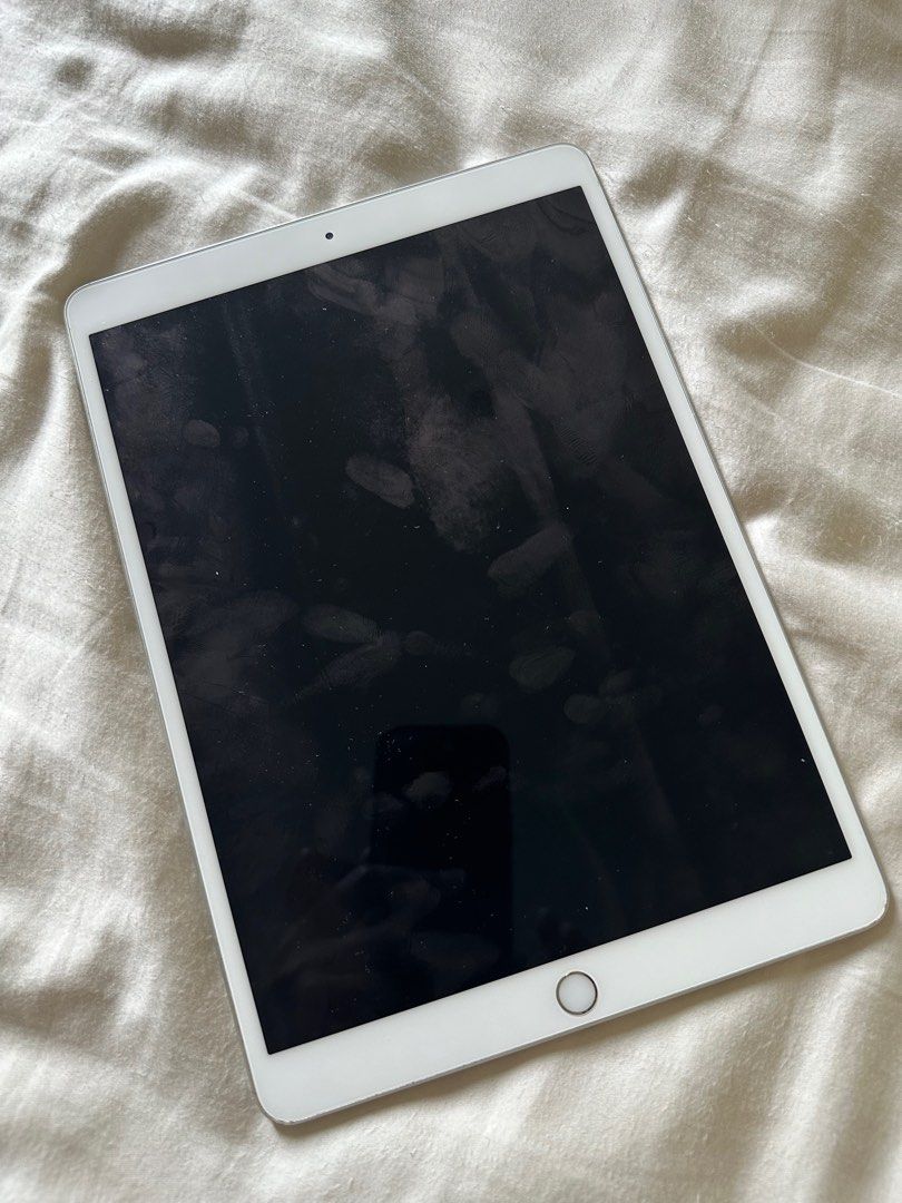 iPad Air 第4世代 WiFiモデル 64G 値下げ】Apple iPadAir 第4世代