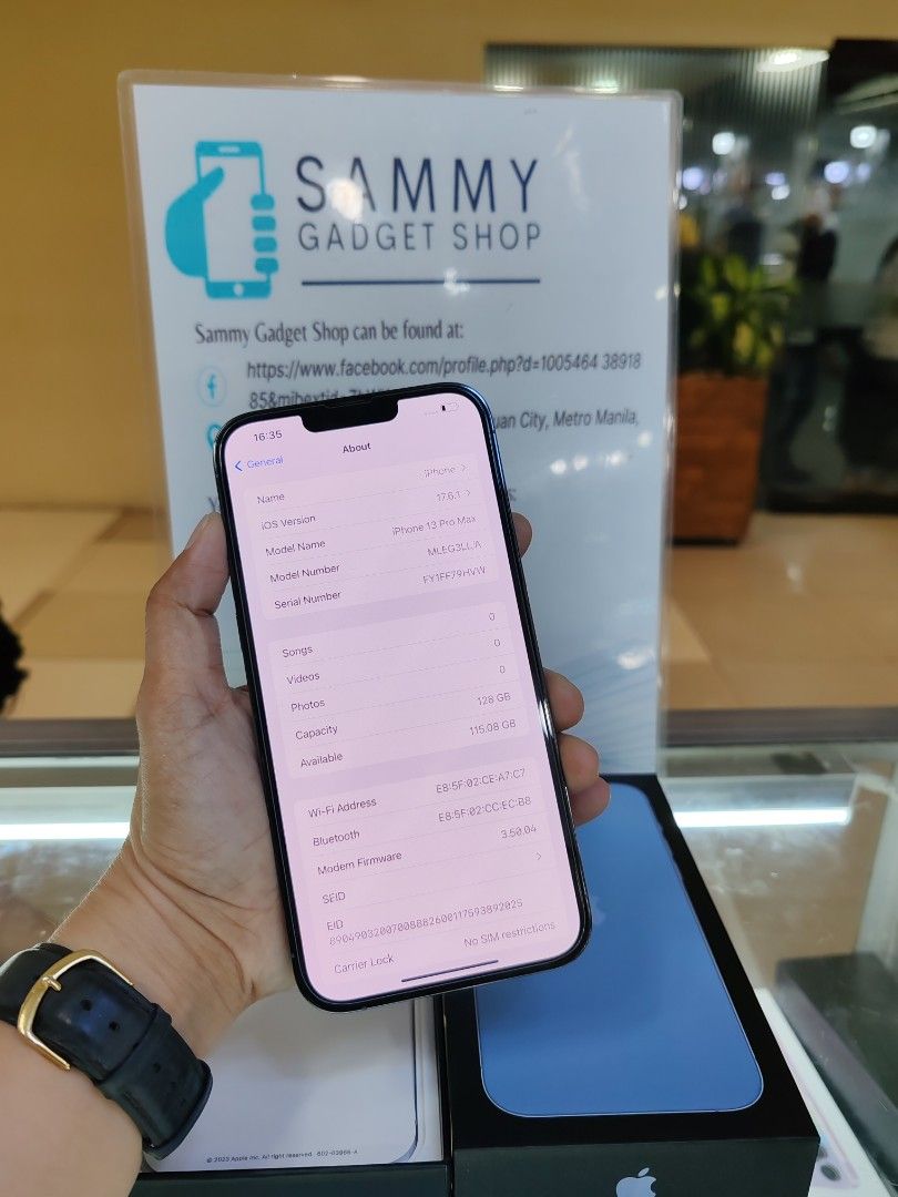 Iphone 13promax 128 preloved (Category: iPhone 13 Series) located in Quezon City. Submitted by ronalynac40976 (Listing ID 1324854378, Image 2). Description: iphone 13promax 128 factory unlock 98% batteri health good condition with box, usb, case pick up store in greenhills shopping center We ship nationwide via lbc+ SF We accept swap/trade in We accept creditcard installment+% We accept ggives & spaylater+% dm or call for fast transaction 0927950