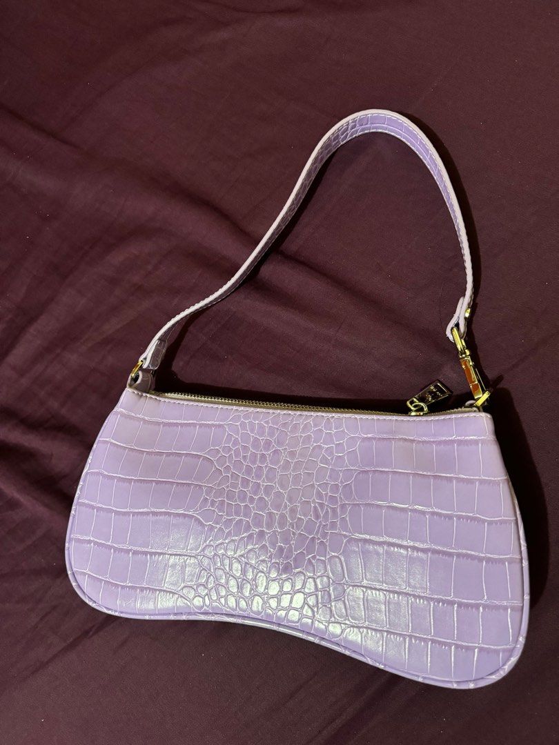JW PEI Eva Shoulder Handbag (Category: Luxury Bags & Wallets) located in Quezon City. Submitted by kguanio (Listing ID 1324840999, Image 3). Description: .