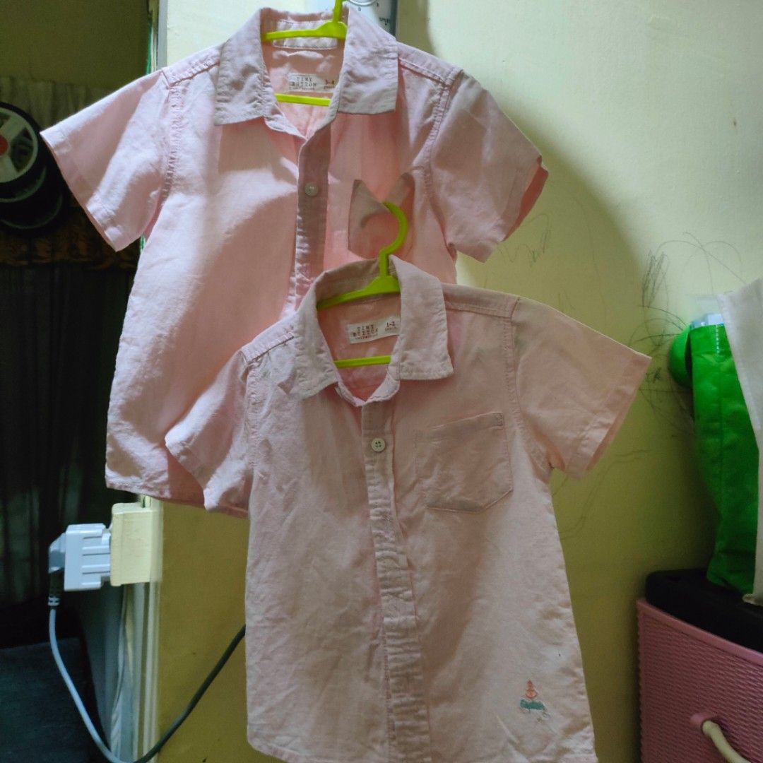 Kemeja boy tiny button (Category: Babies & Kids Fashion) located in Subang Jaya. Submitted by nurdnasanip (Listing ID 1324811671, Image 3). Description: kemeja budak lelaki 1-2y & 3-4y..anak sy pakai sampai 3y dan 5y..ambik 2helai ni rm15.jarang2 pakai..ade sikit stain blkg baju saiz 3-4 tu..tp xberapa nampak pon.. baju lelaki 1-2y sold...