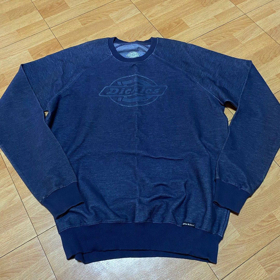 Large Dickies sweatshirt FOR MEN (Category: Coats, Jackets and Outerwear) located in Bocaue. Submitted by justlive (Listing ID 1324768930, Image 1). Description: .