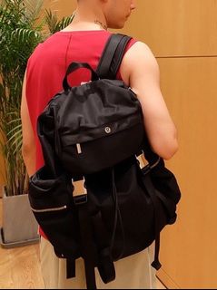 (Category: ) located in . Submitted by fascinating.premium.bag.mall (Listing ID 1324848621, Image 1). Description: .