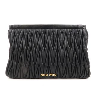 (Category: ) located in . Submitted by cheapest_thrill_closet (Listing ID 1324865262, Image 1). Description: .