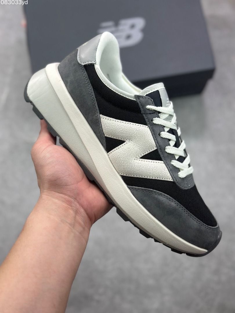 New balance 370 36 45 Carousell