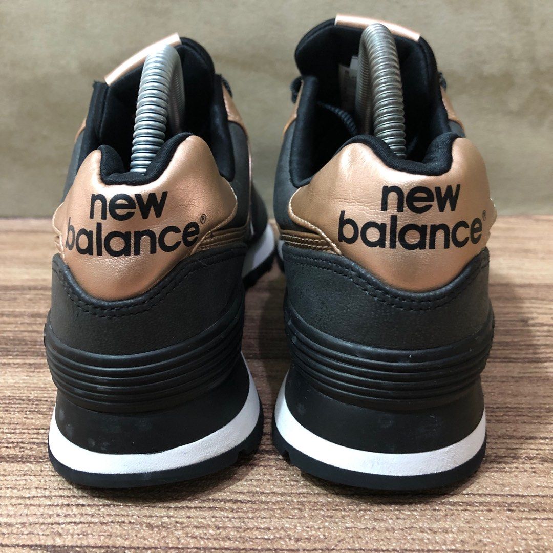 New Balance 574 size 39 b2771 Fesyen Wanita Sepatu di Carousell