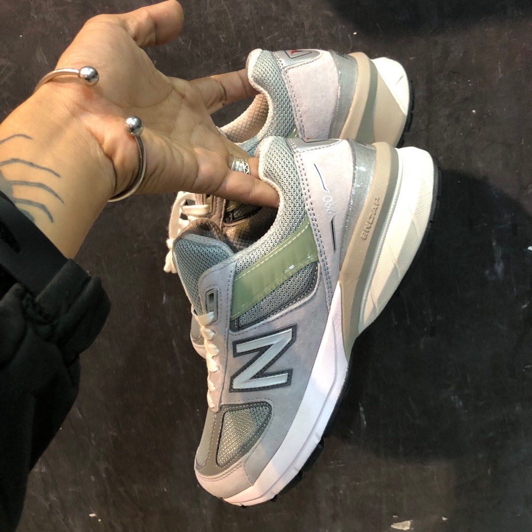 New Balance Running Shoes 990v5