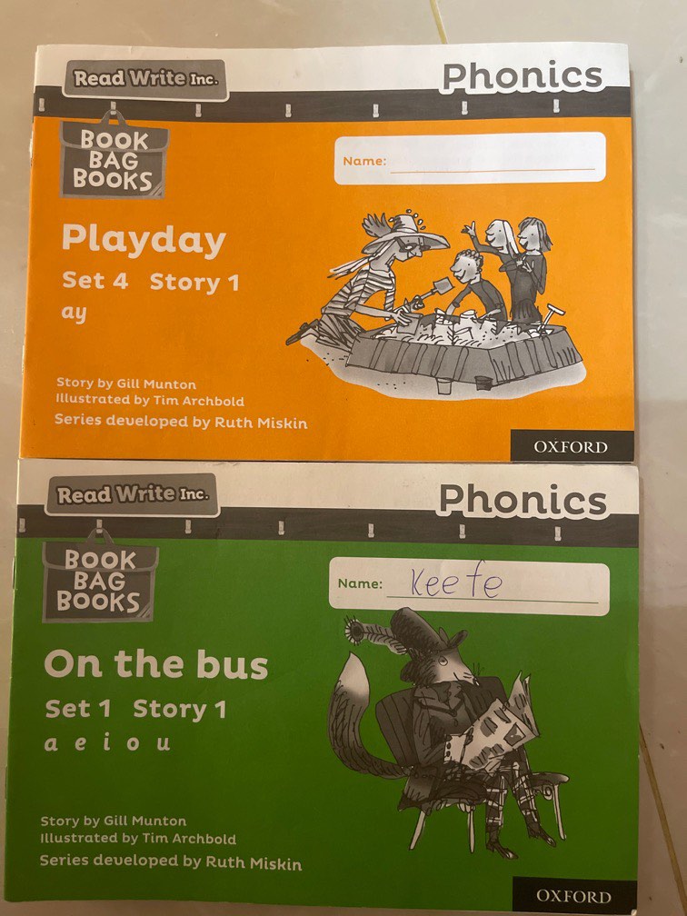 二手書Read Write Inc yellow set 4 (112), green set 1 (110), 興趣及遊戲, 書本