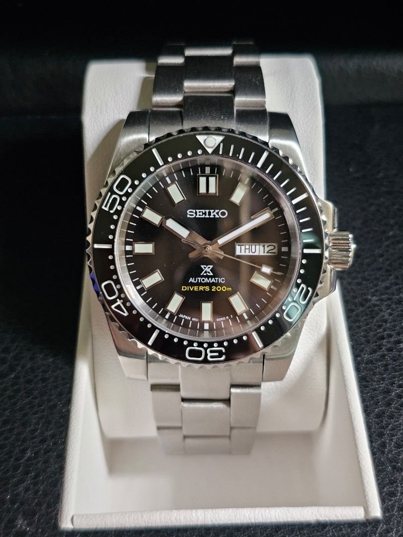 SALE AND INSTOCK Custom Seiko Diver s mod Men s Fashion Watches Accessories Watches on Carousell