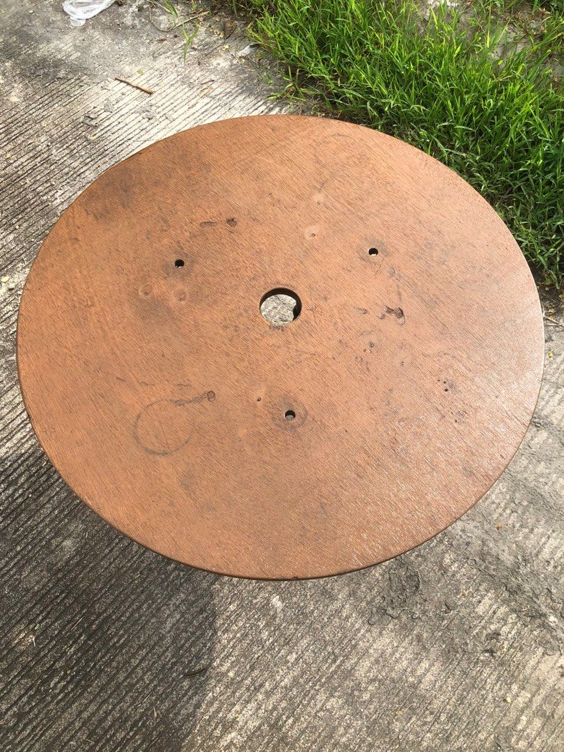 Rustic industrial coffee table (Category: Coffee & Tea Tableware) located in General Mariano Alvarez. Submitted by mancavesuppliesph (Listing ID 1324764897, Image 2). Description: Height 19.5 inches .