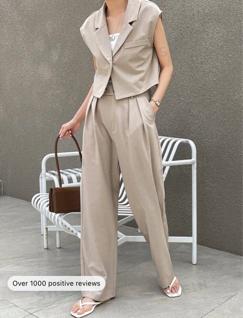 Single Button Lapel Blazer & Fold Pleated Pants Coords Set (Category: Sets or Coordinates) located in Manila. Submitted by declutter1202 (Listing ID 1324862382, Image 2). Description: Size small Waist 26 in .