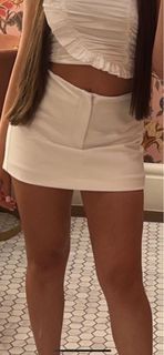 (Category: ) located in . Submitted by miaaaaa. (Listing ID 1324874659, Image 1). Description: .