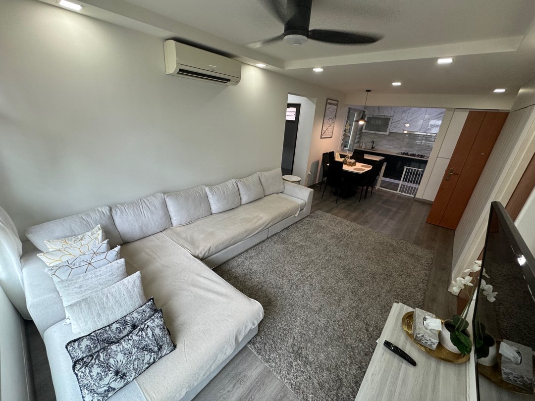 (Category: ) located in . Submitted by fardeen (Listing ID 1325073643, Image 1). Description: .