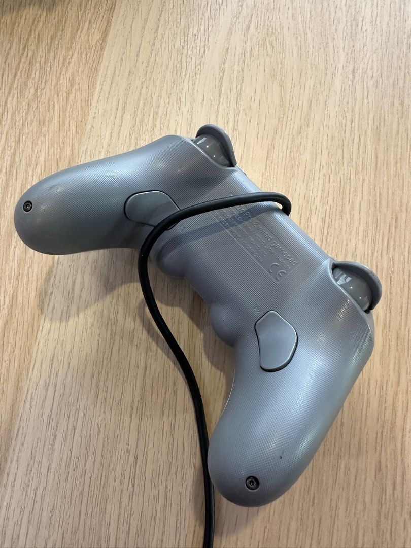 8bitdo Wired Controller (Category: Controllers) located in Georgetown. Submitted by al8autoparts (Listing ID 1324969677, Image 3). Description: .