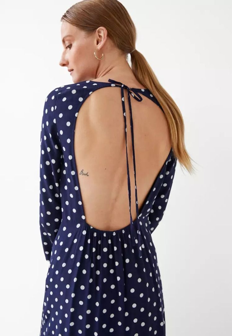 & Other Stories Printed Open Back Midi Dress, Women's Fashion, Dresses &  Sets, Dresses on Carousell