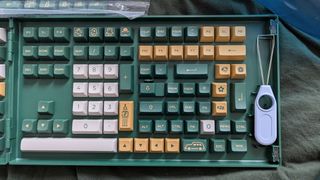 （分類：）位於 。 由 cc_collectables 提交（商品編號 1324928443，圖片 1）。簡介： 。