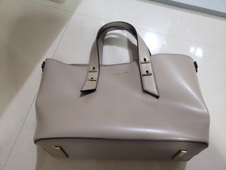 （分類：）位於 。 由 evwong05 提交（商品編號 1325069213，圖片 1）。簡介： 。