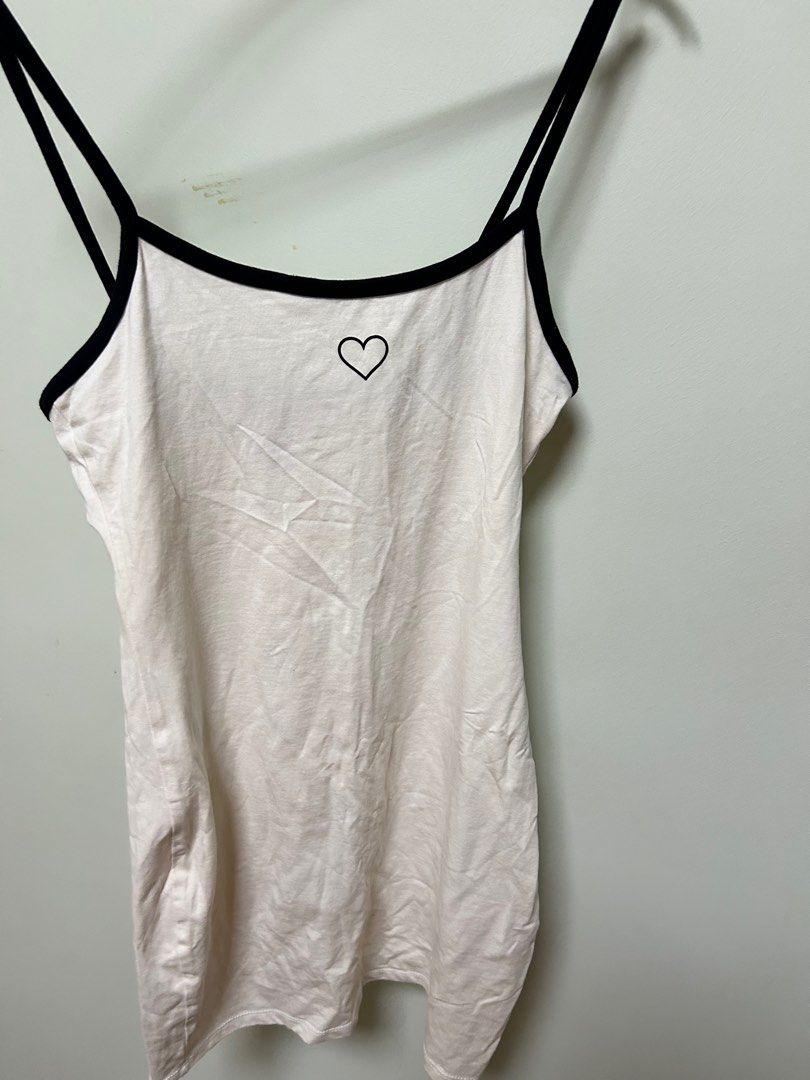 Clothes (Category: Blouses) located in Singapore. Submitted by rynniee_ (Listing ID 1325045331, Image 4). Description: Quote your own price - the more you buy , more discount .