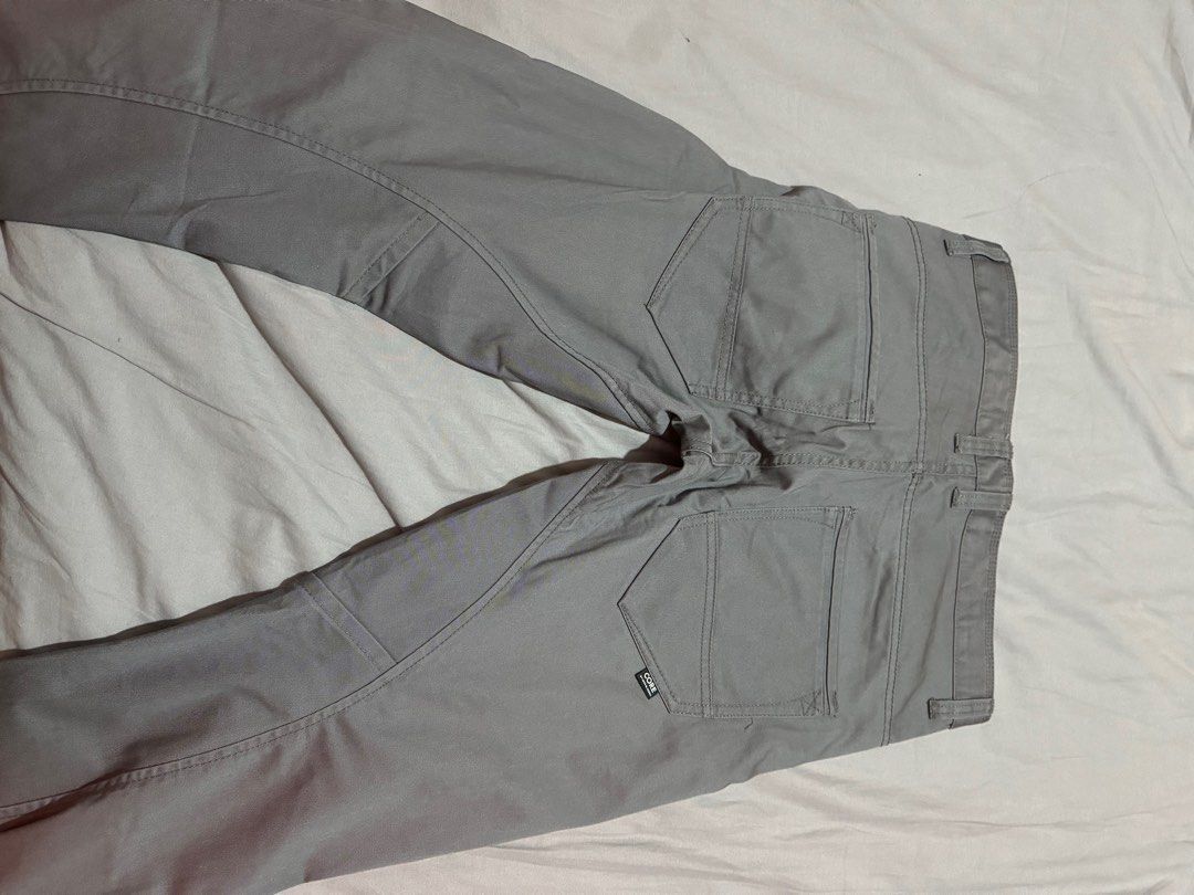 Gray Chino Pants (Category: Chinos) located in Manila. Submitted by mayor1631722 (Listing ID 1324955670, Image 3). Description: Size: 31 Waist 40 L - anti-fit jeans - concave fit Condition: 9/10 Authentic - Used only 2x Gray - no issue Price: Php300 + SF RFS: Decluttering MOP: Gcash/ Bank Transfer(BPI/Security Bank) Loc: QC Ship thru Lalamove/Grab express for NCR, GoGoExpress for Provincial. PM me for more info..