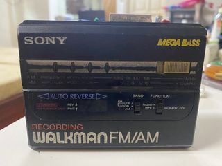 DEFECTIVE Vintage 1980s Sony Walkman stereo cassette tape player & recorder WM-AF67/BF67 NOT WORKING