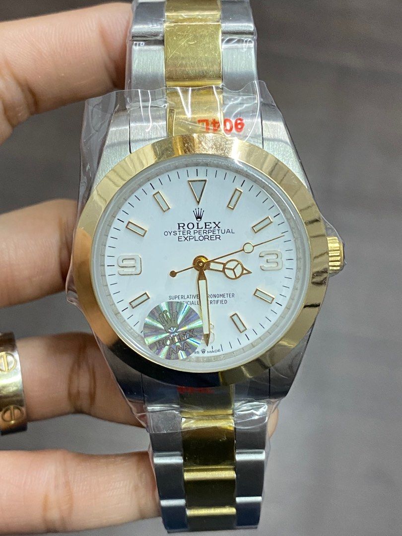 Explorer 1 steel (Category: Men's Watches) located in Manila. Submitted by leywatch3s (Listing ID 1325035698, Image 3). Description: Onhand available With complete package.
