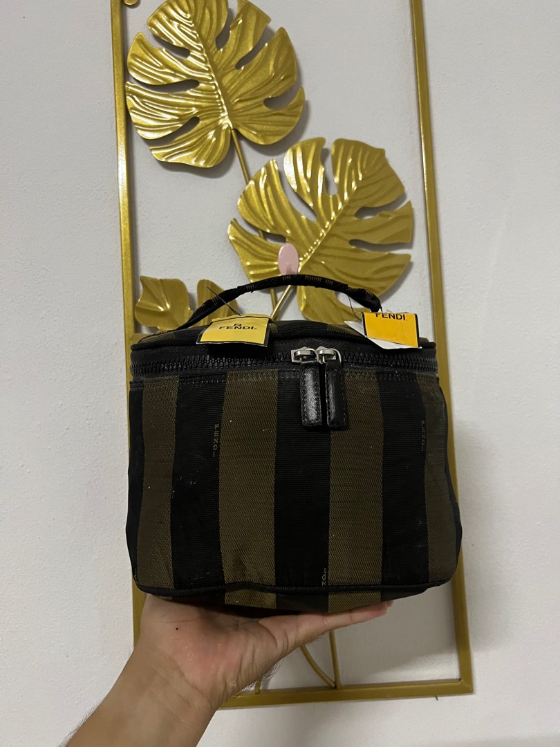 Fendi cosmetics clearance