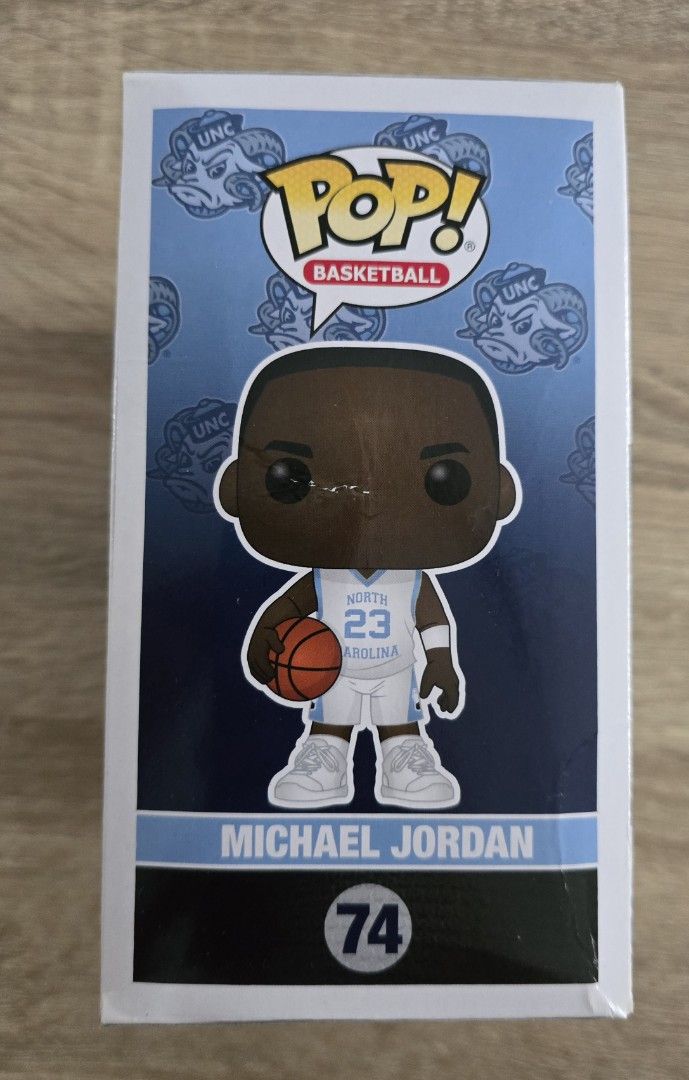 north carolina michael jordan funko pop