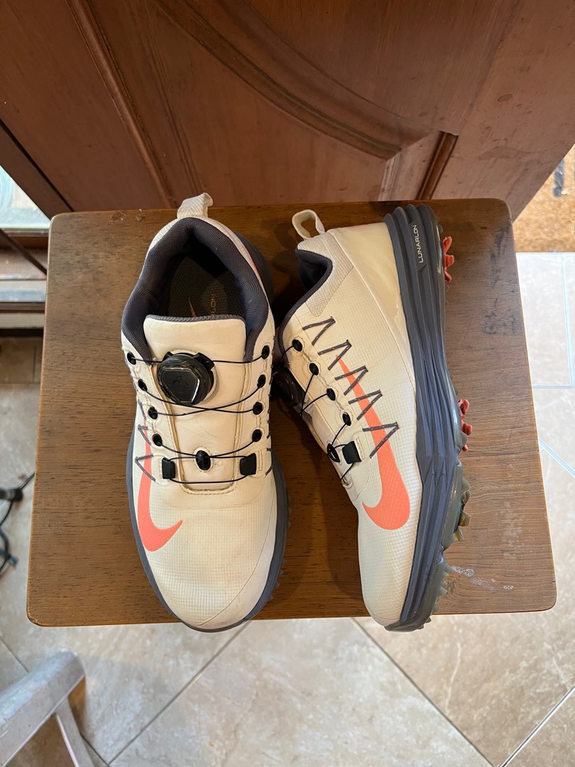 Golf shoes nike size