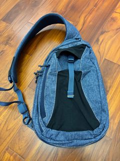（分類：）位於 。 由 onebyone_secondhand 提交（商品編號 1324981851，圖片 1）。簡介： 。