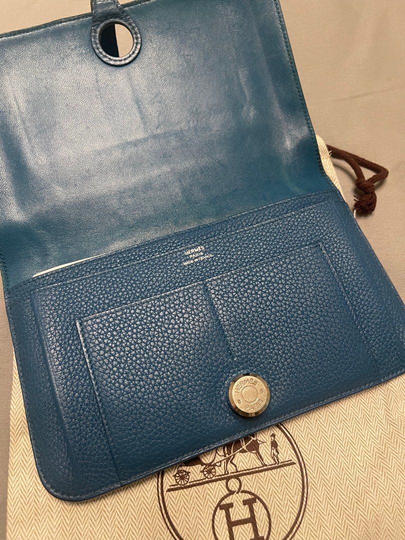 Hermes wallet (Category: Wallets & Card holders) located in Pasay City. Submitted by ccpetitte (Listing ID 1324972540, Image 2). Description: Excellent used condition No scuffs with dustbag.
