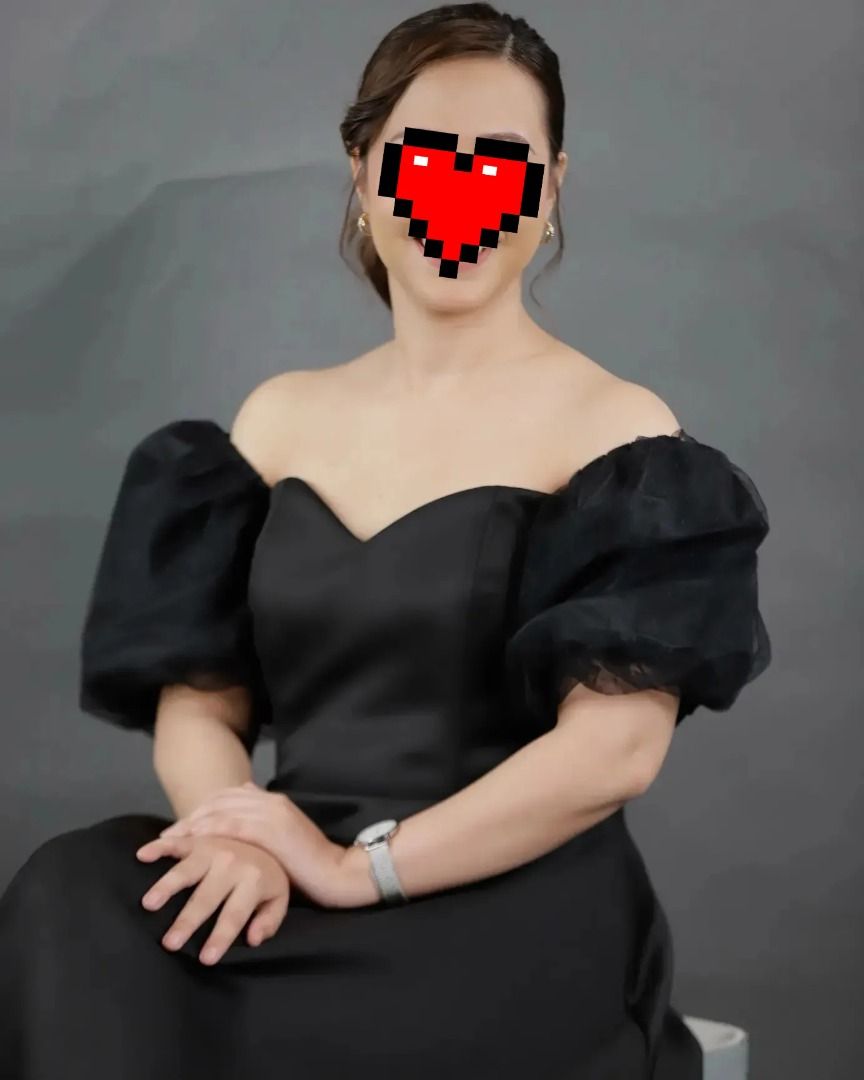 Karimadon Dress (Category: Dresses) located in Caloocan City. Submitted by joycieg (Listing ID 1325091822, Image 2). Description: Balloon Sleeves Fit and Flare Dress Fabric: Neoprene and Dotted Tulle S: B-34”, W-28”, H-36”, L-36” Used twice only.