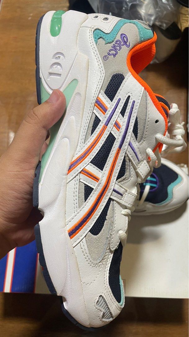 Asics kayano 05 deals